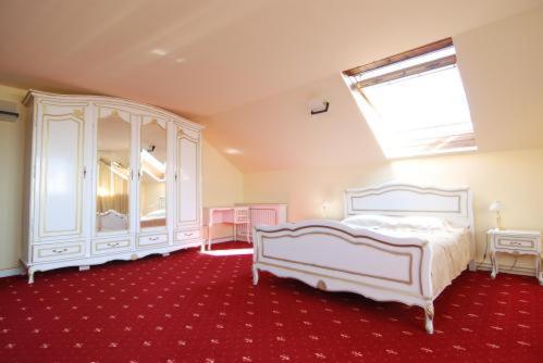 Grand Hotel Perla Ciucasului Tărlungeni 外观 照片