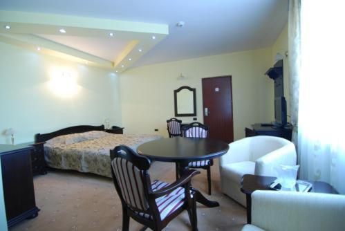 Grand Hotel Perla Ciucasului Tărlungeni 外观 照片