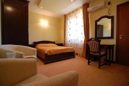 Grand Hotel Perla Ciucasului Tărlungeni 外观 照片